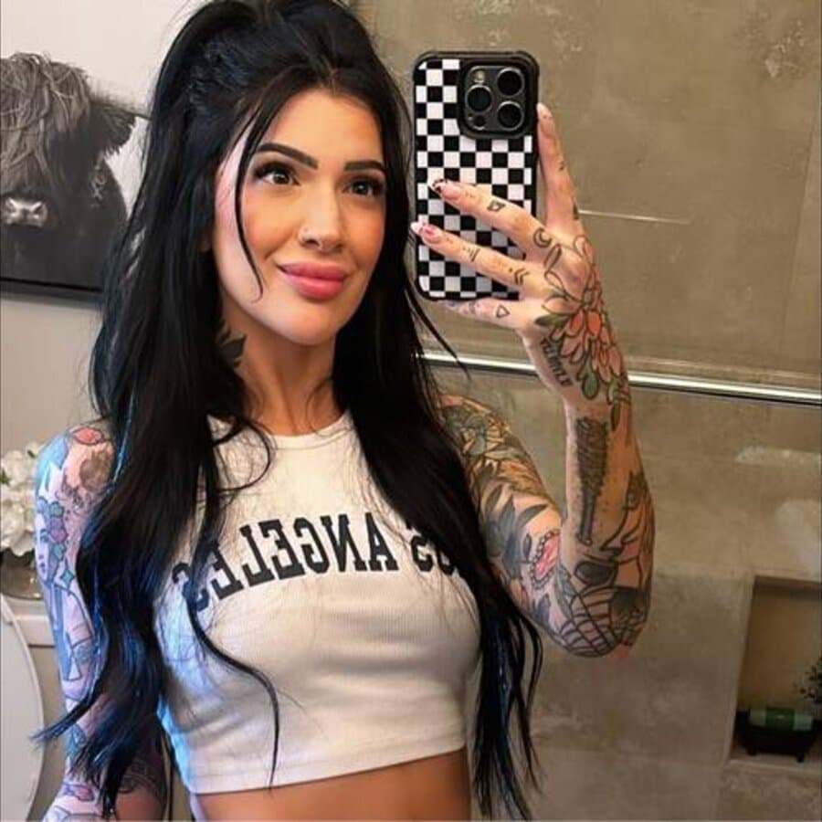 Bre, Barber at S|X Barbershop